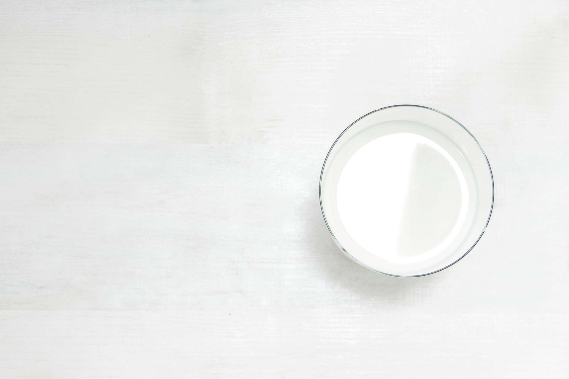 Scientific position paper on milk and health outcomes summarising evidence on cardiovascular, bone and chronic disease risk.